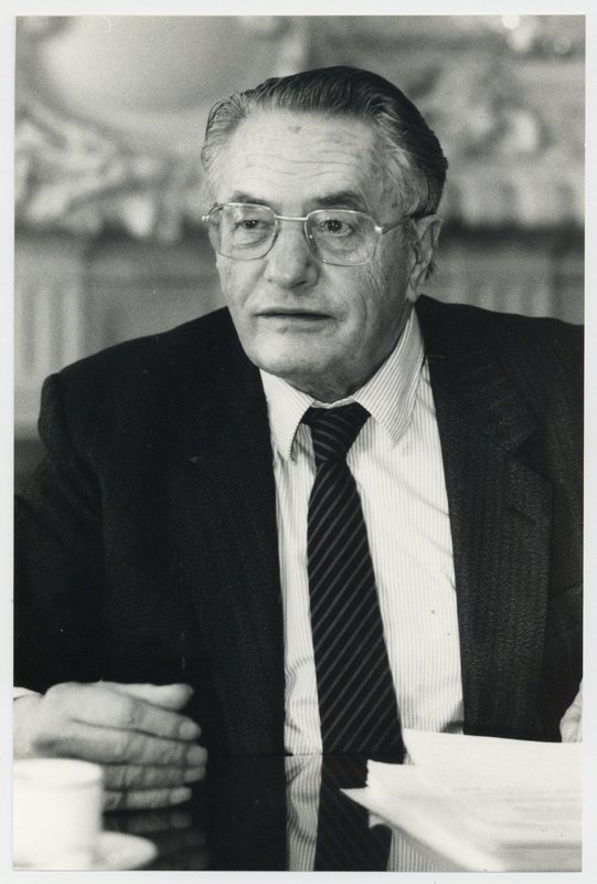 M. André Diligent