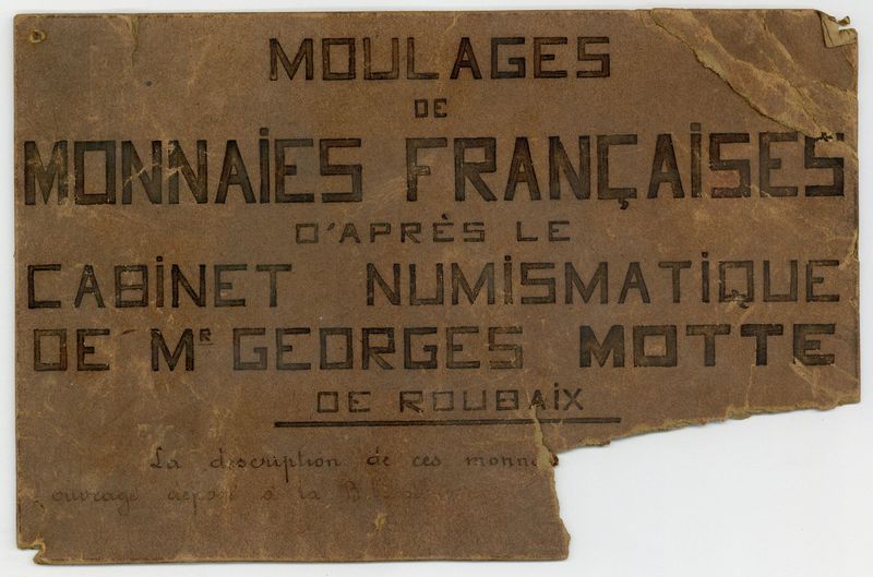 Plaque descriptive du Musée annexé à l'Ecole Nationale Supérieure de Arts et Industries Textiles de Roubaix