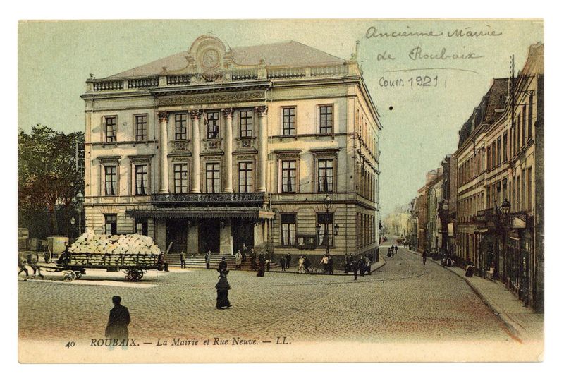 La Mairie et Rue Neuve
