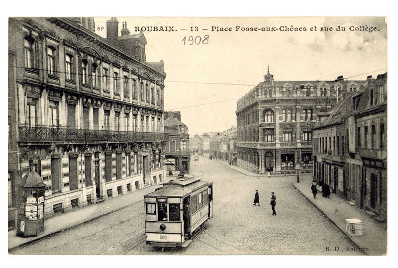 Place Fosse-aux-chênes et rue du Collège