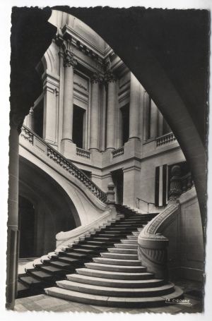 Le grand escalier