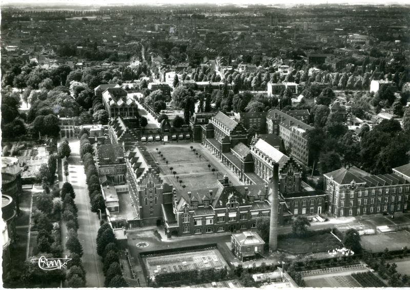 L'ensemble du site avant les agrandissements de 1957