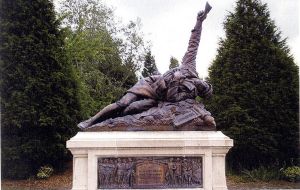 Monument à la mémoire de Fernand Marche, 1925