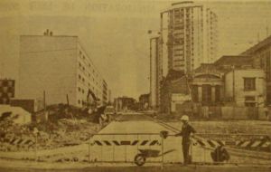 La rue Henri Dunant peu de temps avant son ouverture 